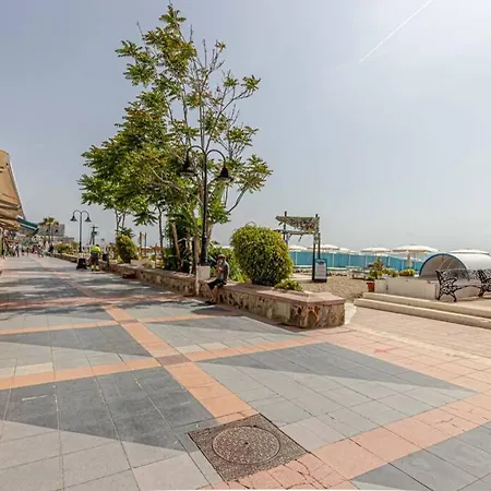 797 Holiday Rentals - Apartamento En La Carihuela A 1 Minuto De La Playa Appartement *