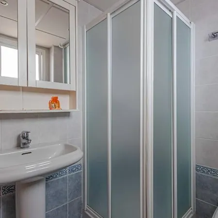 Appartement 797 Holiday Rentals - Apartamento En La Carihuela A 1 Minuto De La Playa *
