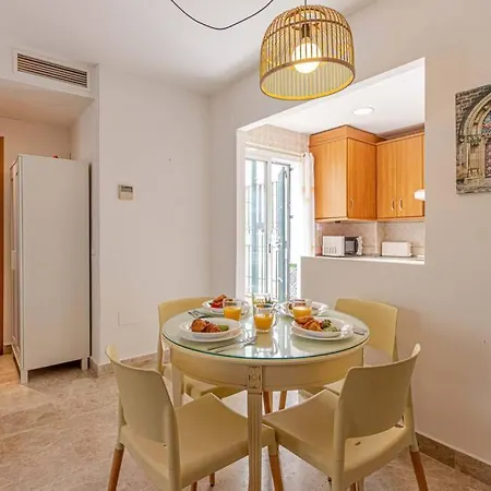 797 Holiday Rentals - Apartamento En La Carihuela A 1 Minuto De La Playa 托雷莫利诺斯